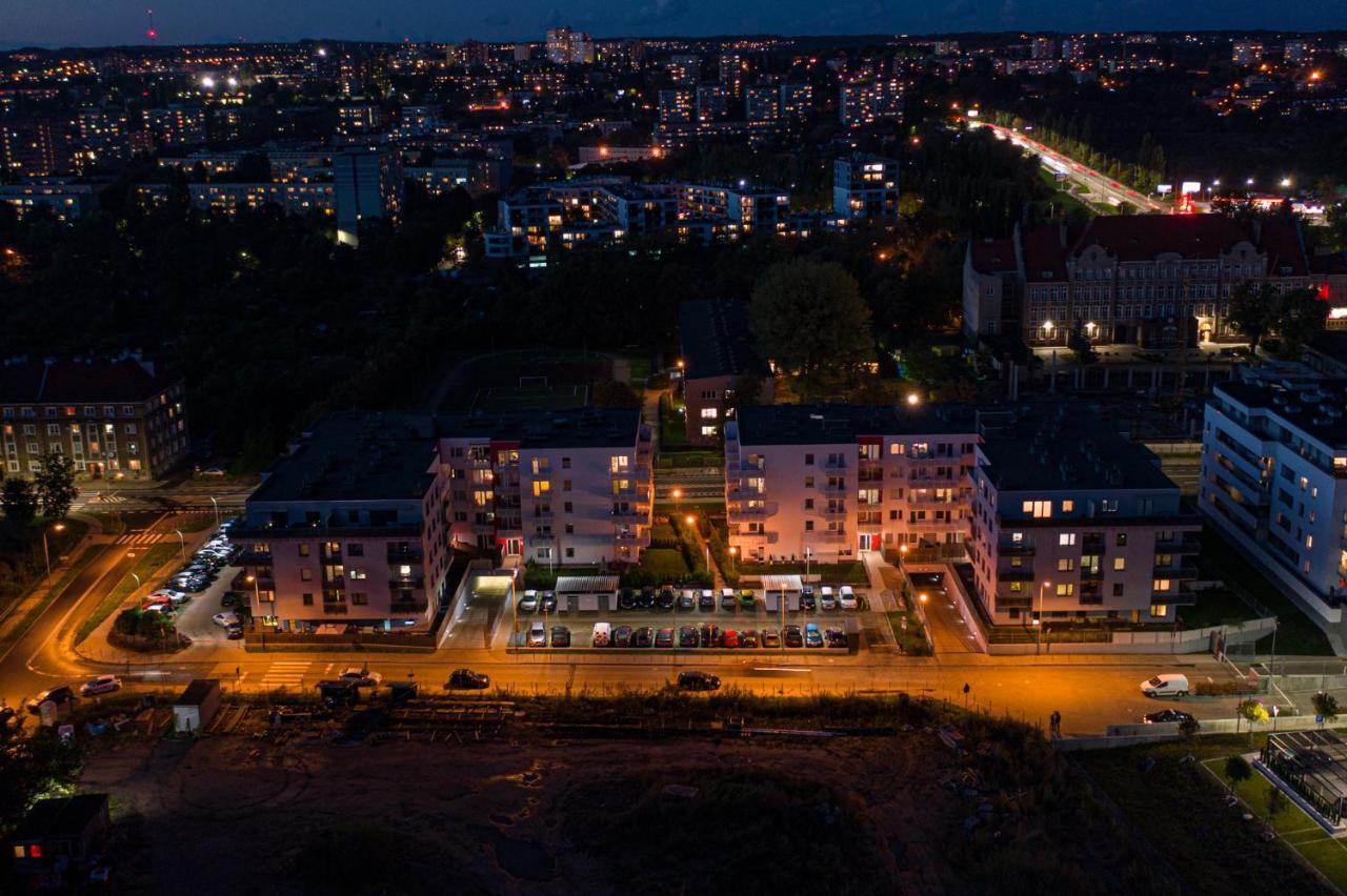 Royal Aparthotel - Nautica Щецин Экстерьер фото